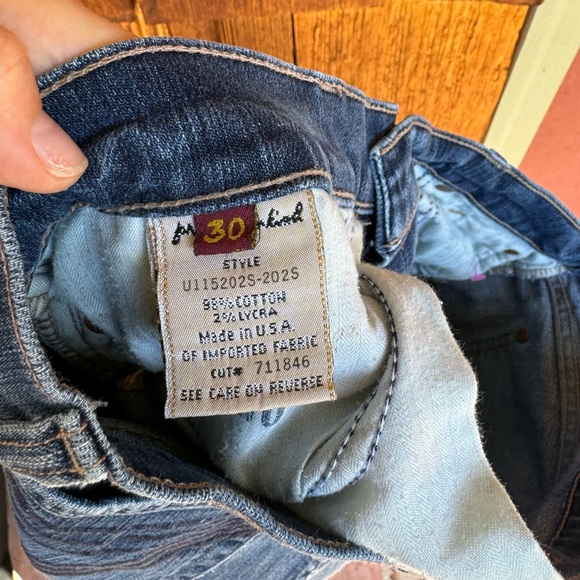 7 for all mankind low rise flare jeans - Picture 5 of 5